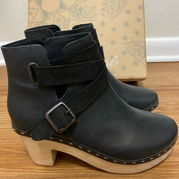 Free People Bungalow Clog Boots - Picture 3 of 8